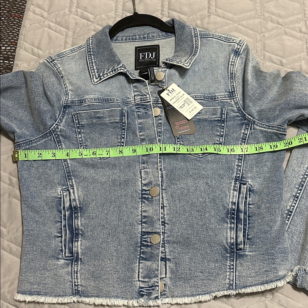 ⭐️NWT FDJ Light Blue Oversized Denim Jacket Frayed Hem. PTP 20” Fits Large